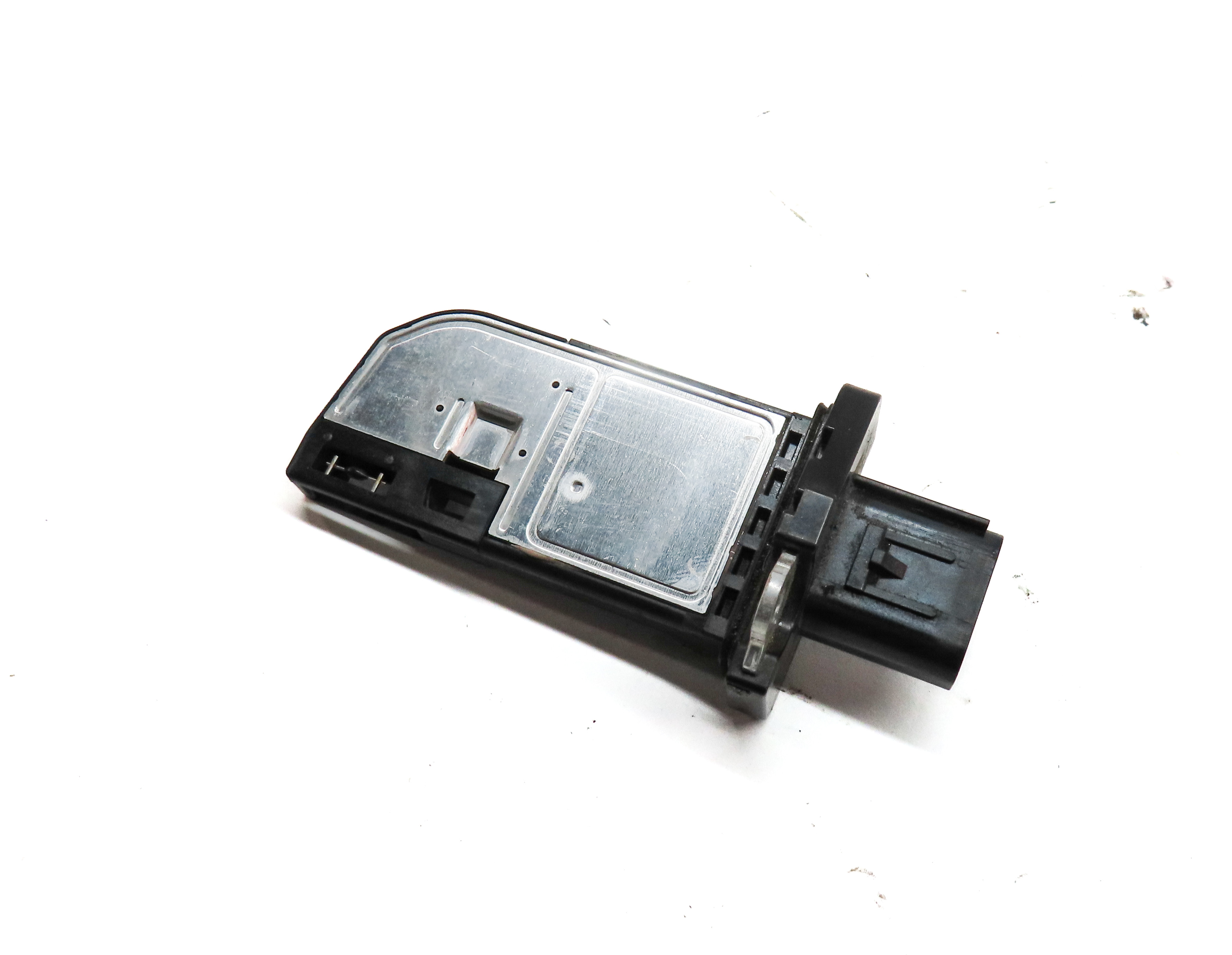 12-17 LAND ROVER LR2 EVOQUE DISCOVERY (L538 L550) 2.0L MASS AIR FLOW SENSOR MAF — exact item pictured